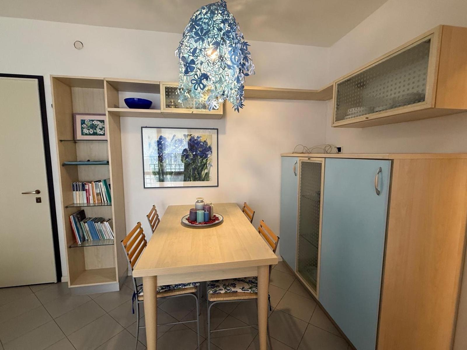 Gracious Apartment Located In The Heart Of Lignano Lignano Sabbiadoro Exterior photo