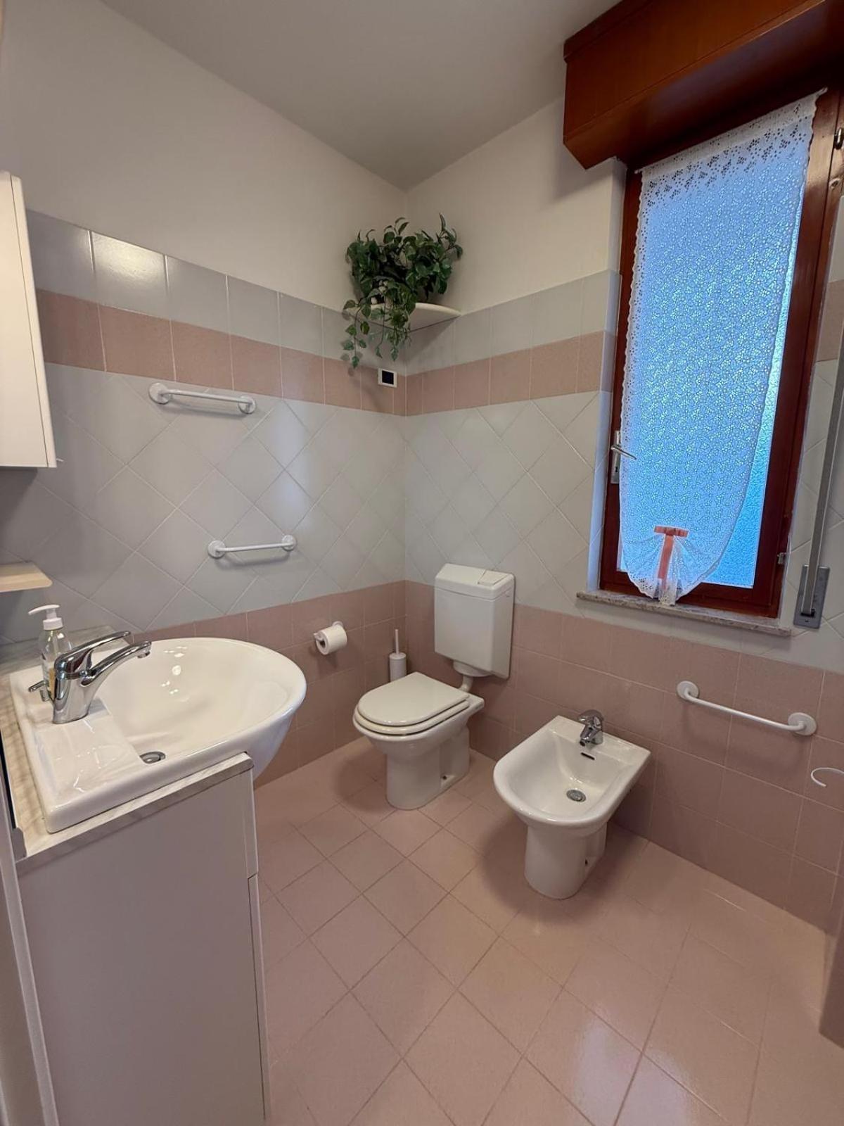 Gracious Apartment Located In The Heart Of Lignano Lignano Sabbiadoro Exterior photo